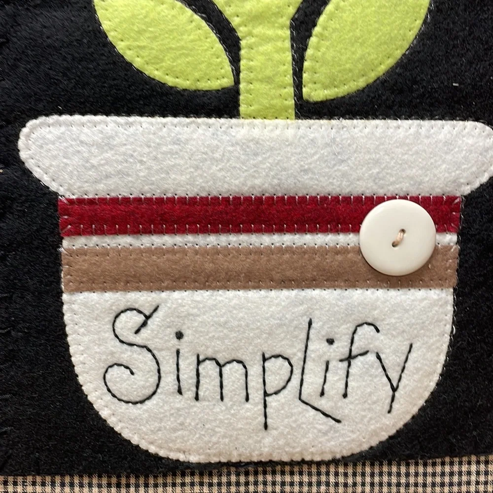 Stitchery frame simplify 12”x 1/4 W x 20”H